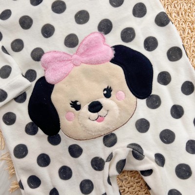 Macacão em Plush com Abertura em Zíper Cachorinha de Laço Rosa - Off White com Bolotas Pretas